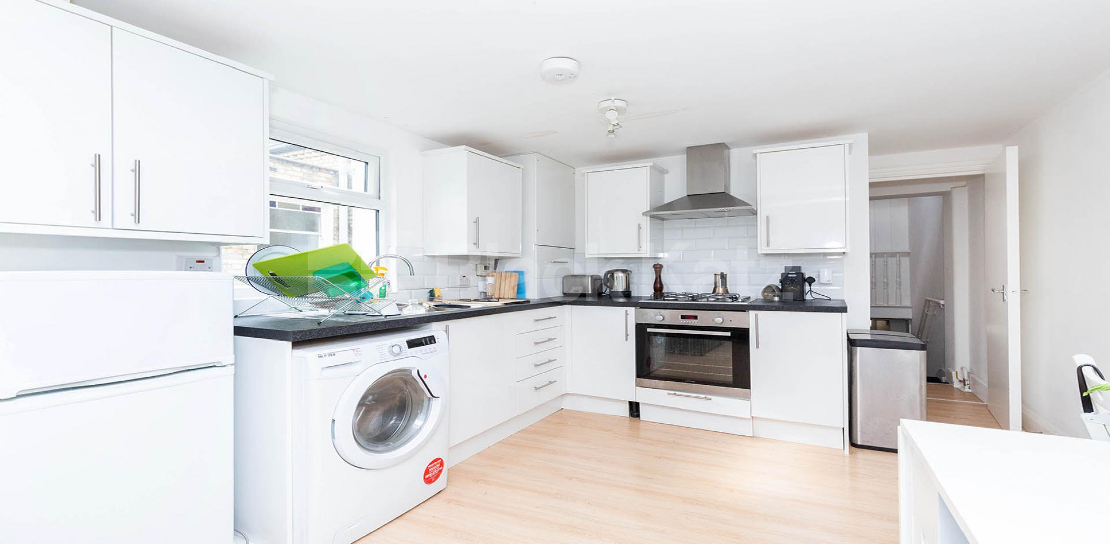 			2 Bedroom, 1 bath, 1 reception Flat			 Landrock road, Crouch End